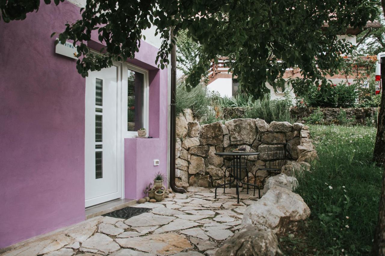 Studio Pod Hrusko โคบาริด ภายนอก รูปภาพ